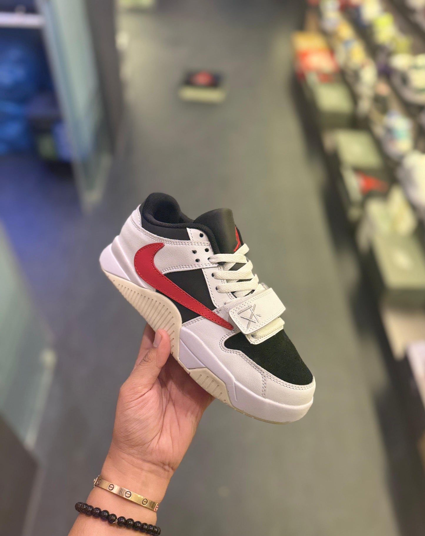 AIR JORDANS RETRO TRAVIS SCOTT CUT THE CHECK UNIVERSITY RED