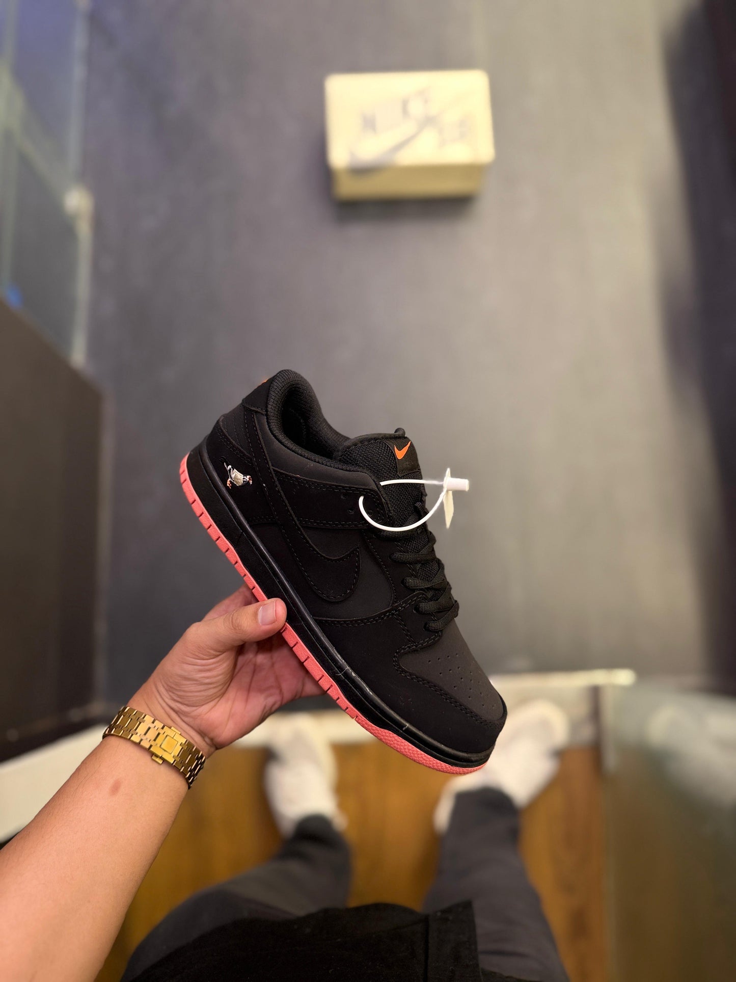 NIK SB DUNK NYC PIGEON BLACK