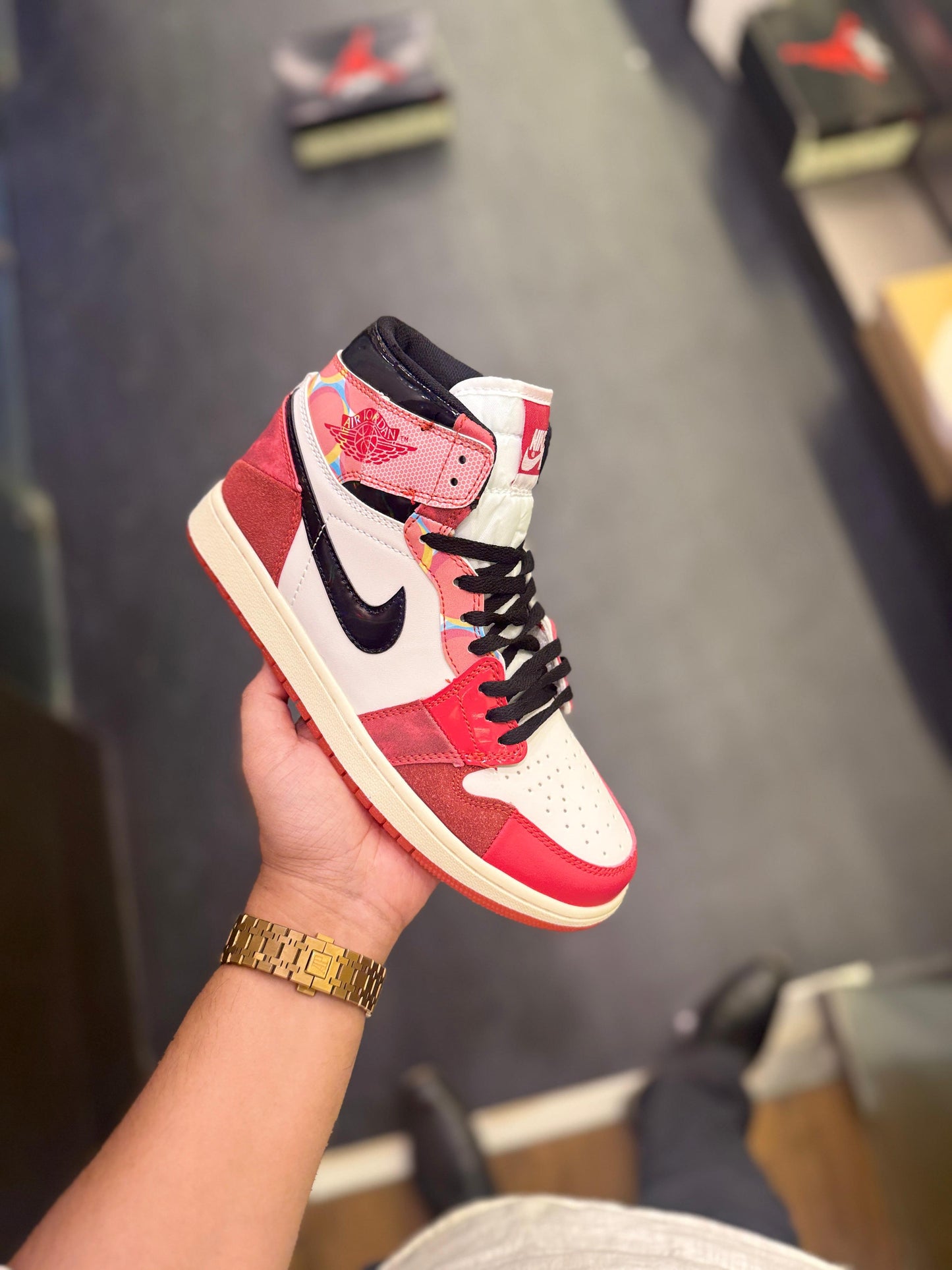 AIR JORDAN RETRO 1 MID SPIDERMAN